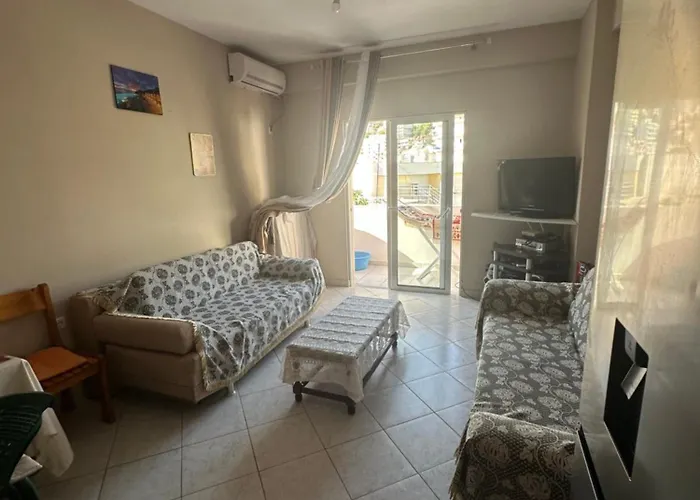 Jimmy Koder 8 * Sarandë